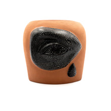  Eye vase